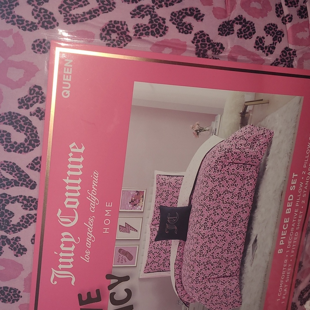 Juicy Couture Pink Comforter Set Luxurious Bedding - Queen - Picture 11 of 11
